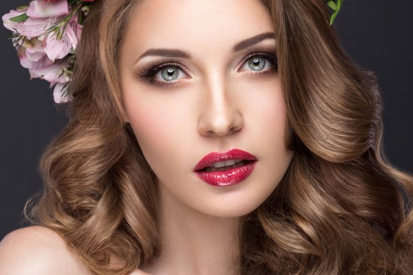 Simay Özdemir - Estetik & Güzellik, Kalıcı Makyaj, Epilasyon, Cilt Bakımı