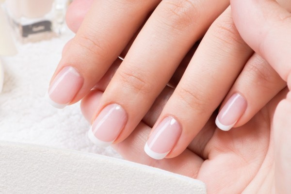 Simay Özdemir - Estetik & Güzellik, Kalıcı Makyaj, Epilasyon, Cilt Bakımı